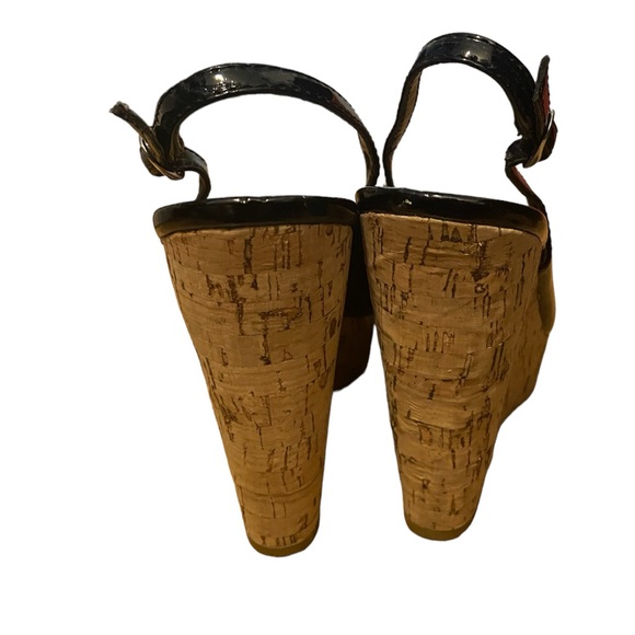 Kenneth Cole Reaction Black "With The Bend" Wedge Heels - Picture 4 of 7